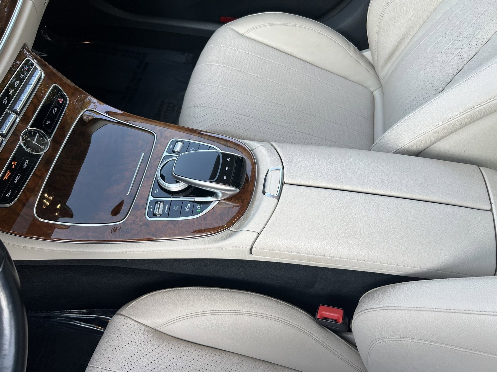 Used 2019 Mercedes-Benz E 300 4MATIC image 23