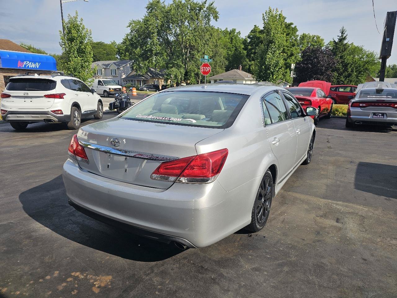 Used 2011 Toyota Avalon FWD image 11