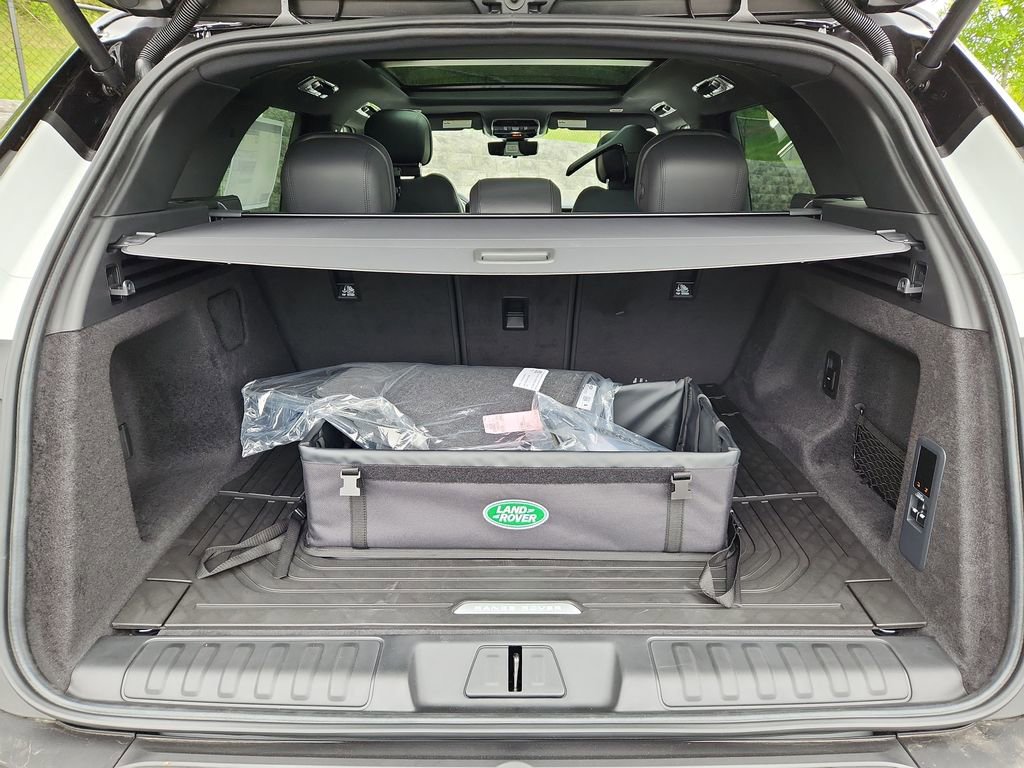 New 2026 Land Rover Range Rover Sport SE AWD/4WD image 13