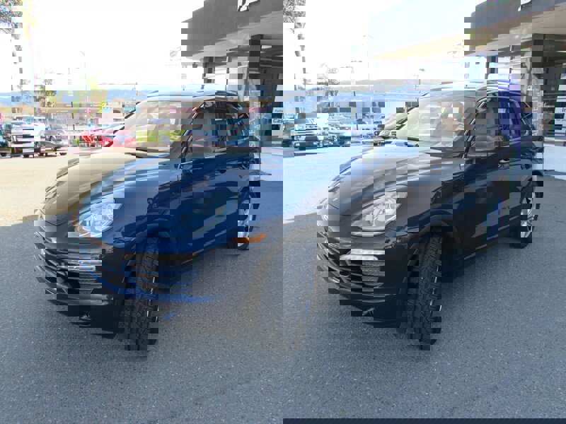 Used 2013 Porsche Cayenne image 2