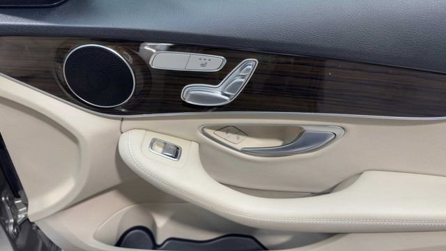 Used 2021 Mercedes-Benz C 300 Sedan image 14