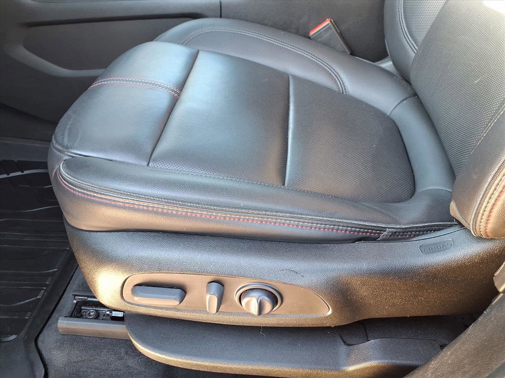 Used 2022 Chevrolet Traverse RS w/ LPO, Floor Liner Package image 27