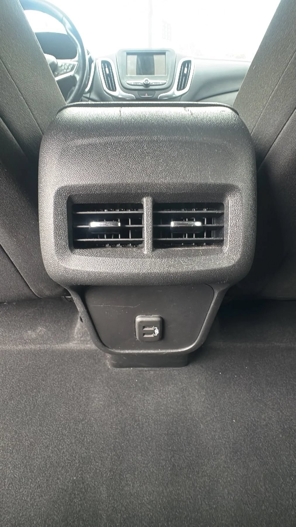 Used 2019 Chevrolet Equinox LT AWD/4WD image 16