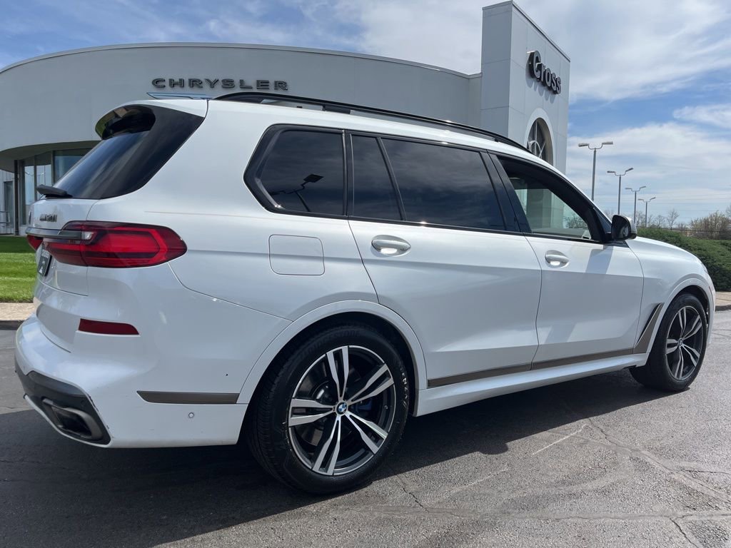 Used 2021 BMW X7 M50i w/ Executive Package image 52
