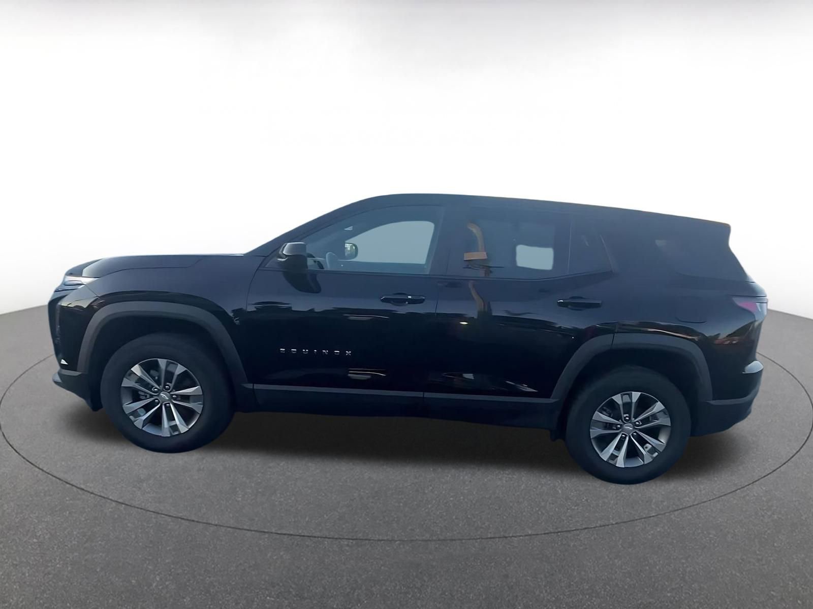 Used 2025 Chevrolet Equinox LT image 9