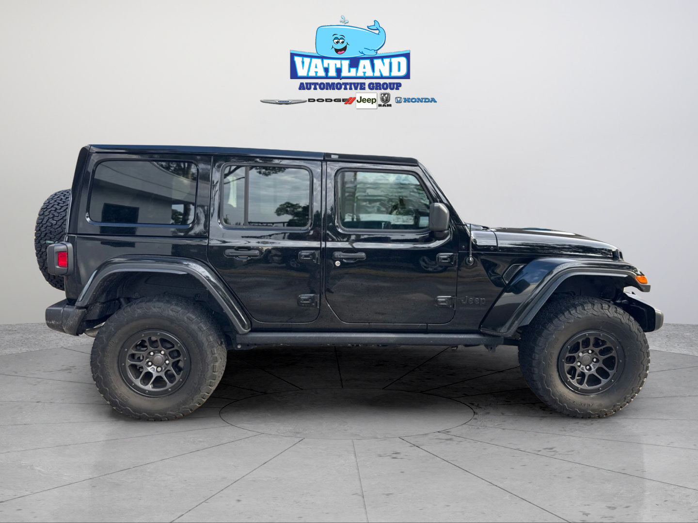 Used 2023 Jeep Wrangler Unlimited Sport w/ Xtreme 35 Tire Package AWD/4WD image 16