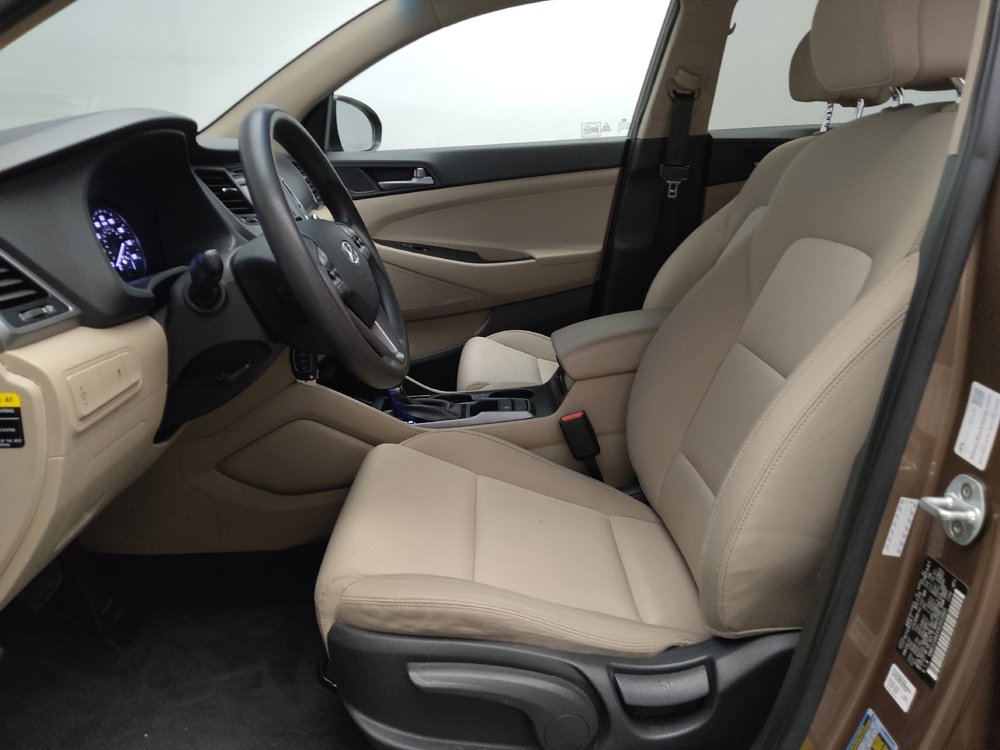 Used 2017 Hyundai Tucson SE image 17