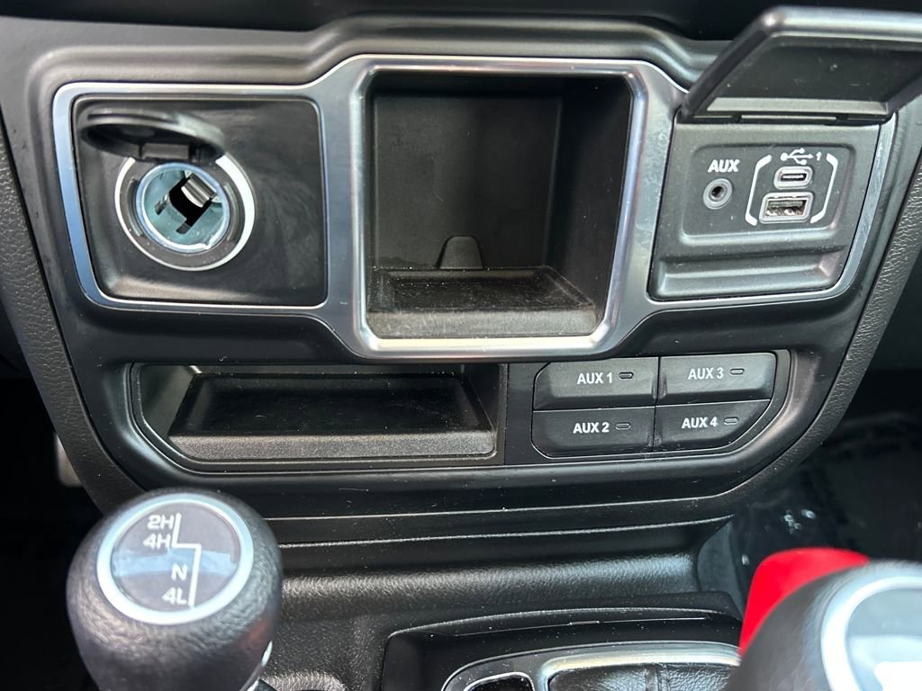 Used 2023 Jeep Wrangler Sport image 14