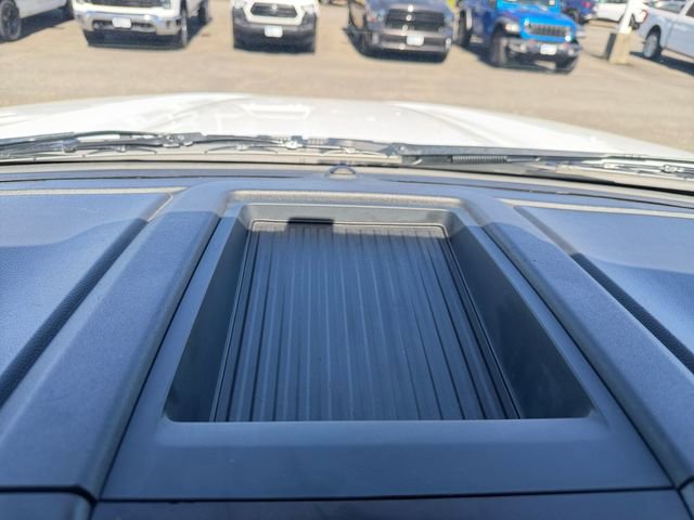 Used 2022 Ford F550 4x4 Crew Cab Super Duty image 19