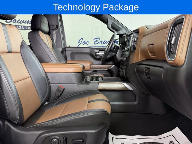 Used 2019 Chevrolet Silverado 1500 High Country w/ Technology Package AWD/4WD image 16