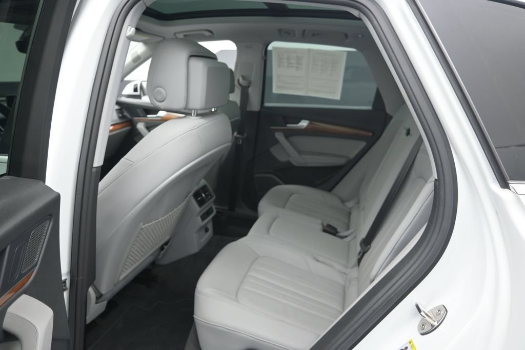 Used 2023 Audi Q5 2.0T Premium Plus AWD/4WD image 13