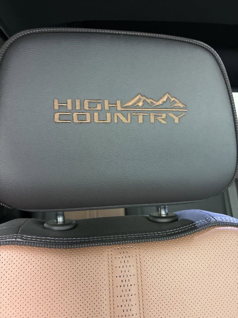 Used 2024 Chevrolet Silverado 2500 High Country w/ High Country Premium Package image 32