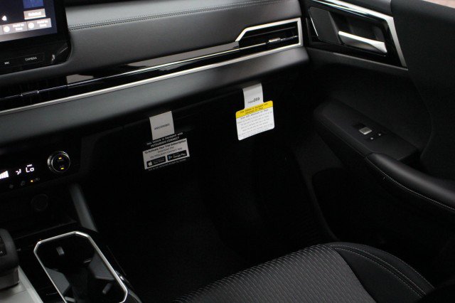 New 2026 Mitsubishi Outlander ES FWD image 22