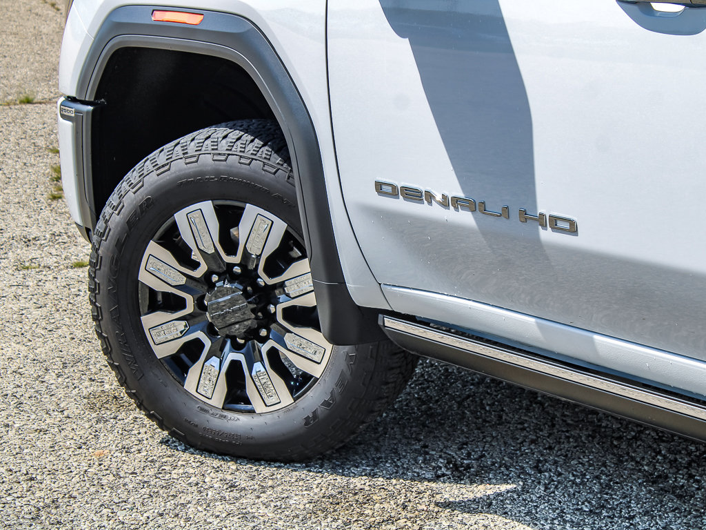 Used 2025 GMC Sierra 2500 Denali w/ Denali Reserve Package AWD/4WD image 9