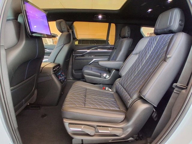 New 2026 Cadillac Escalade IQL Sport 1 w/ LPO, ONYX Package image 26