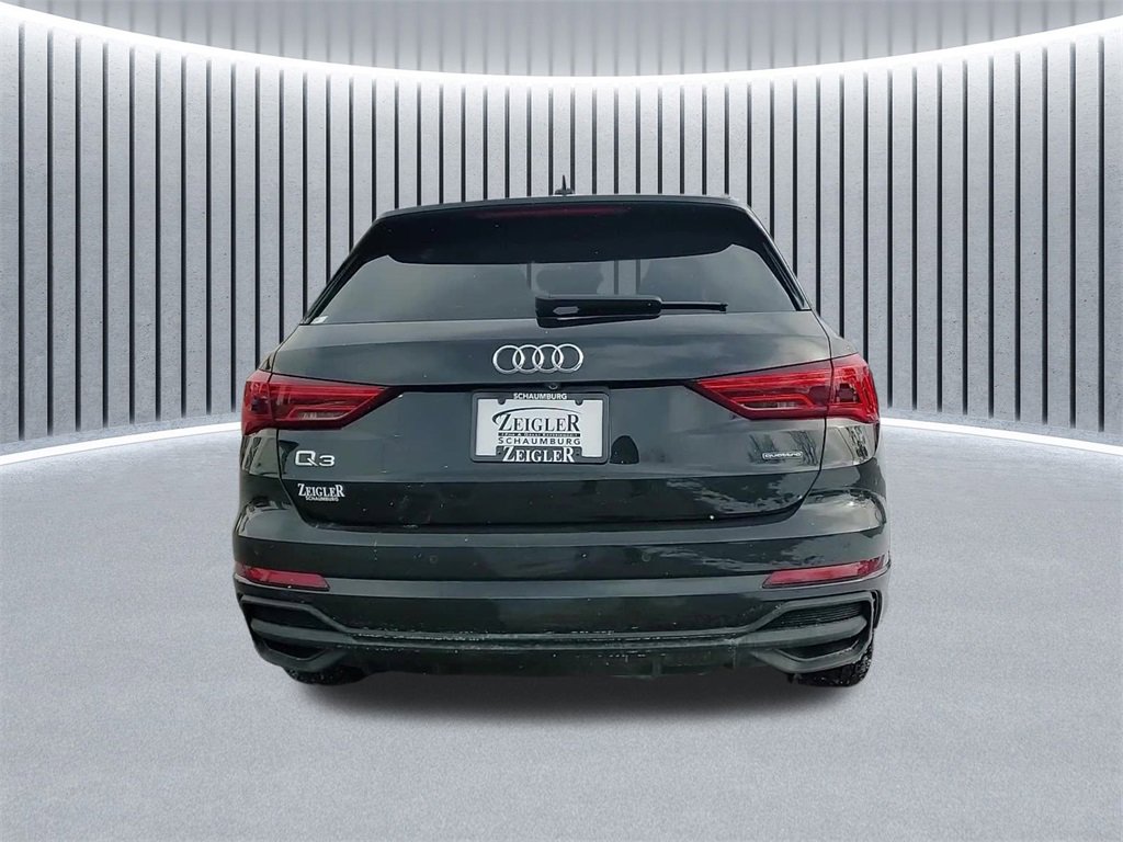 Used 2025 Audi Q3 2.0T Premium image 4