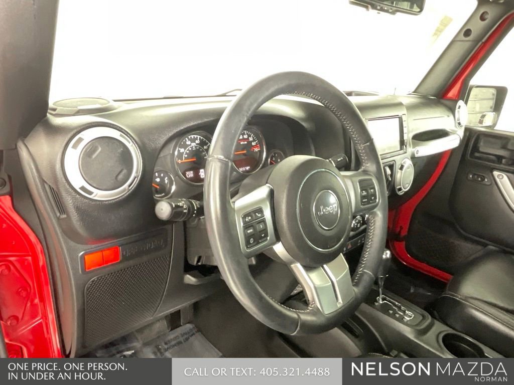 Used 2016 Jeep Wrangler Unlimited Rubicon image 31