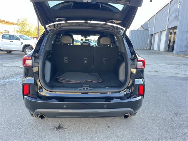 Used 2023 Ford Escape ST-Line w/ Tech Pack #1 image 12