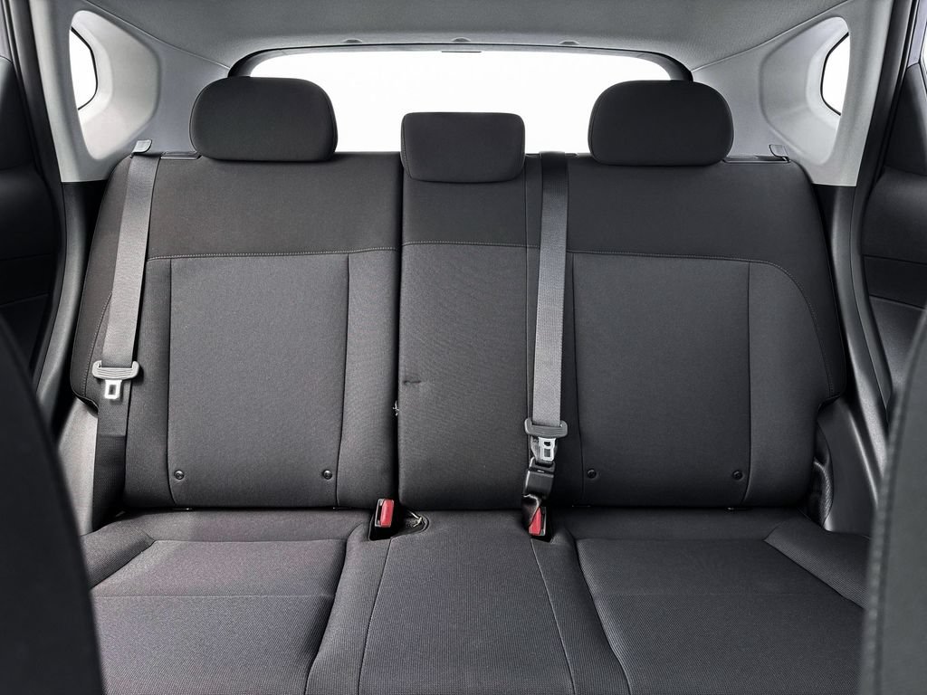 New 2026 Hyundai Kona SE AWD/4WD image 16