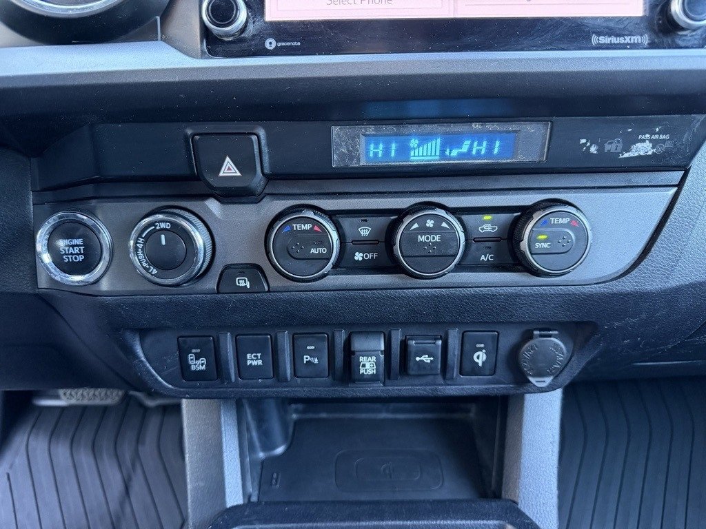 Used 2021 Toyota Tacoma TRD Off-Road w/ Technology Package image 23