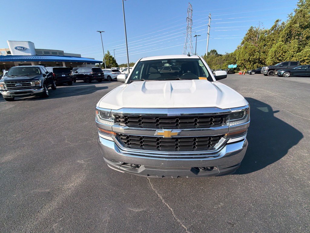 Used 2017 Chevrolet Silverado 1500 LT w/ Trailering Package AWD/4WD image 18