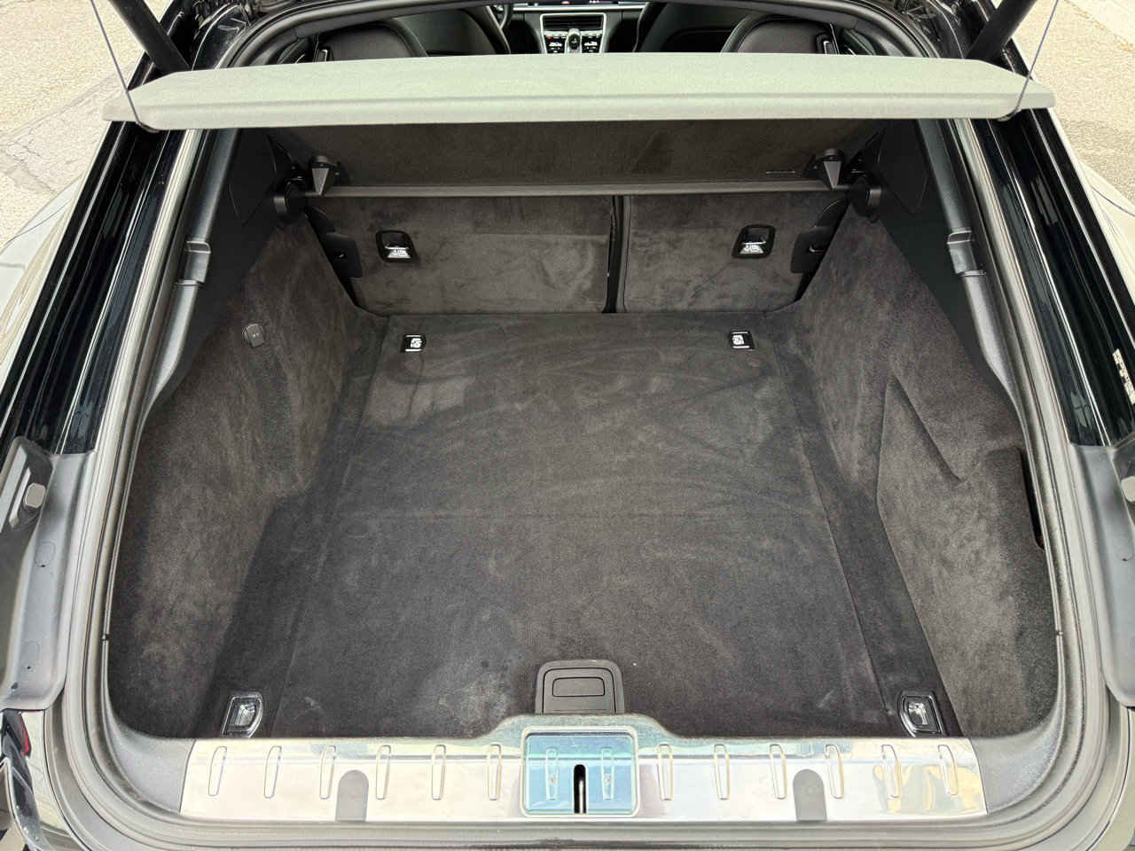 Used 2019 Porsche Panamera 4 image 21