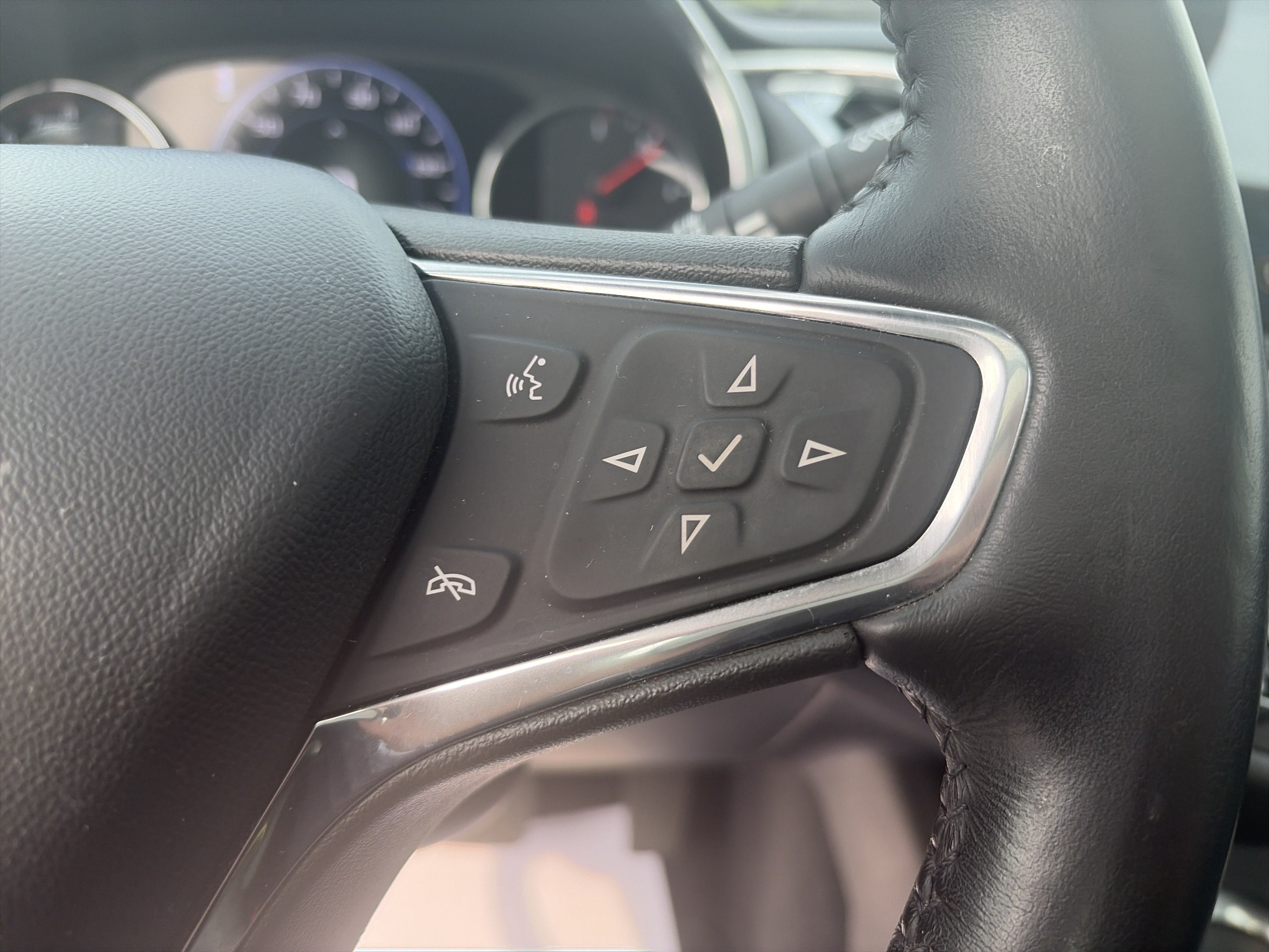 Used 2020 Chevrolet Malibu Premier FWD image 22