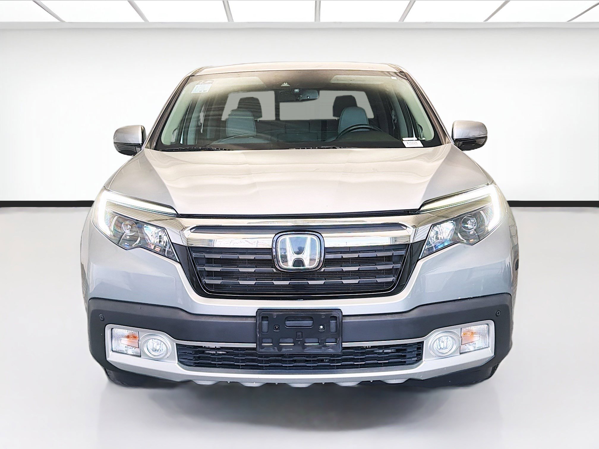 Used 2017 Honda Ridgeline RTL-E image 2