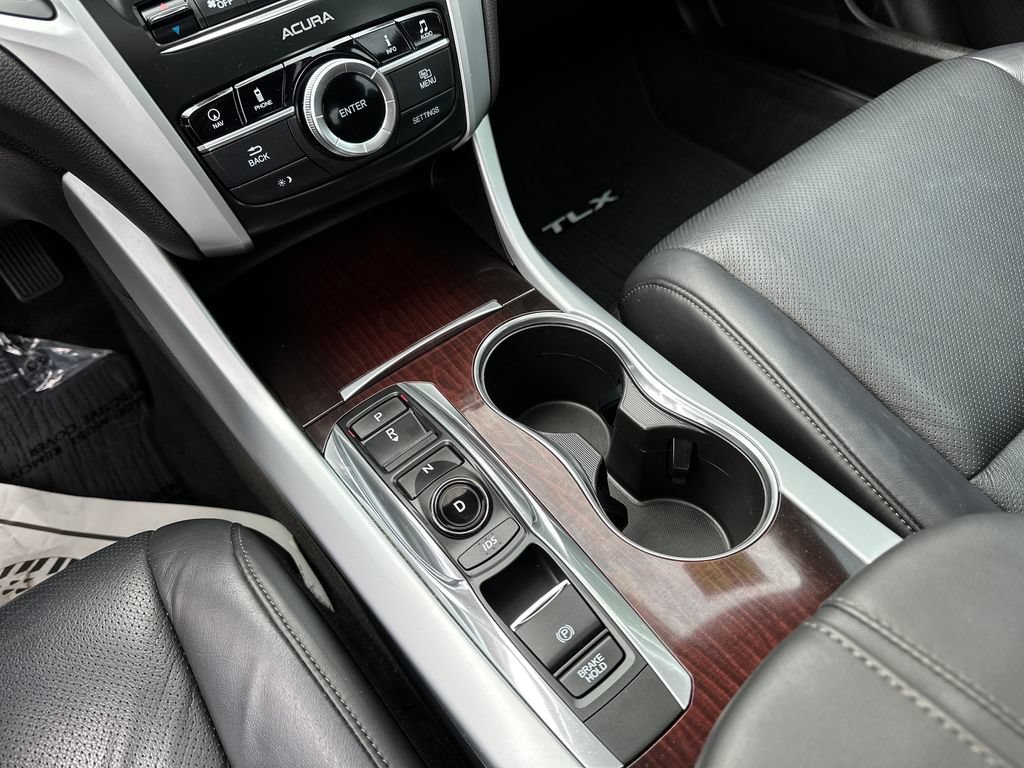 Used 2017 Acura TLX w/ Technology Package FWD image 22