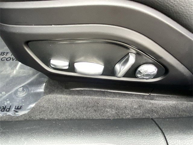 Used 2019 Porsche Panamera 4 image 21