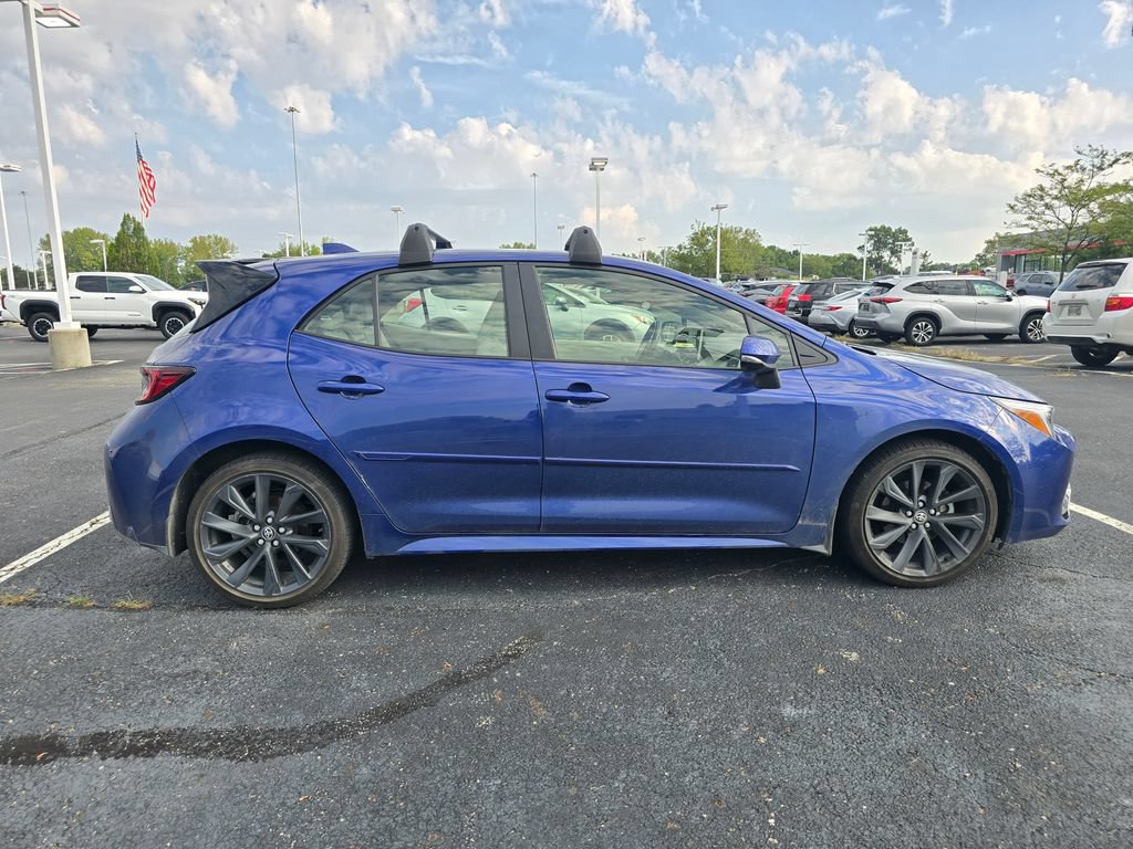Used 2025 Toyota Corolla XSE FWD image 9