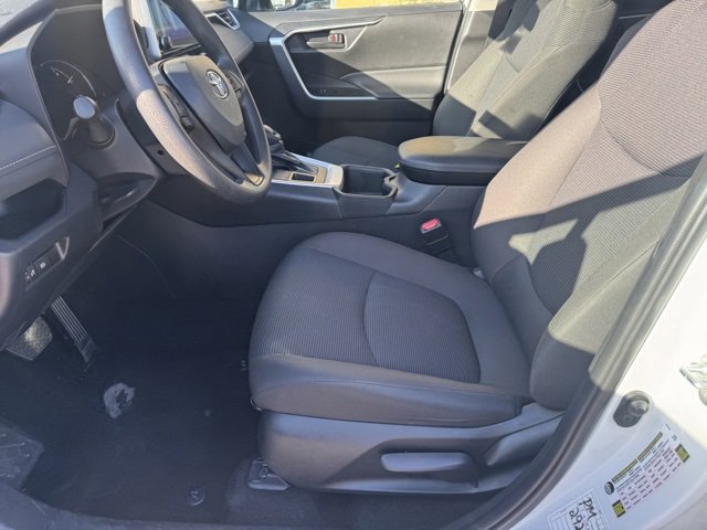 Used 2024 Toyota RAV4 LE image 18