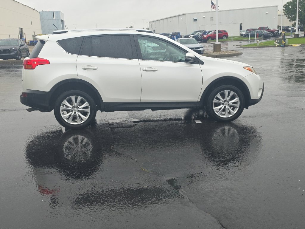 Used 2014 Toyota RAV4 Limited w/ Technology Package FWD image 10