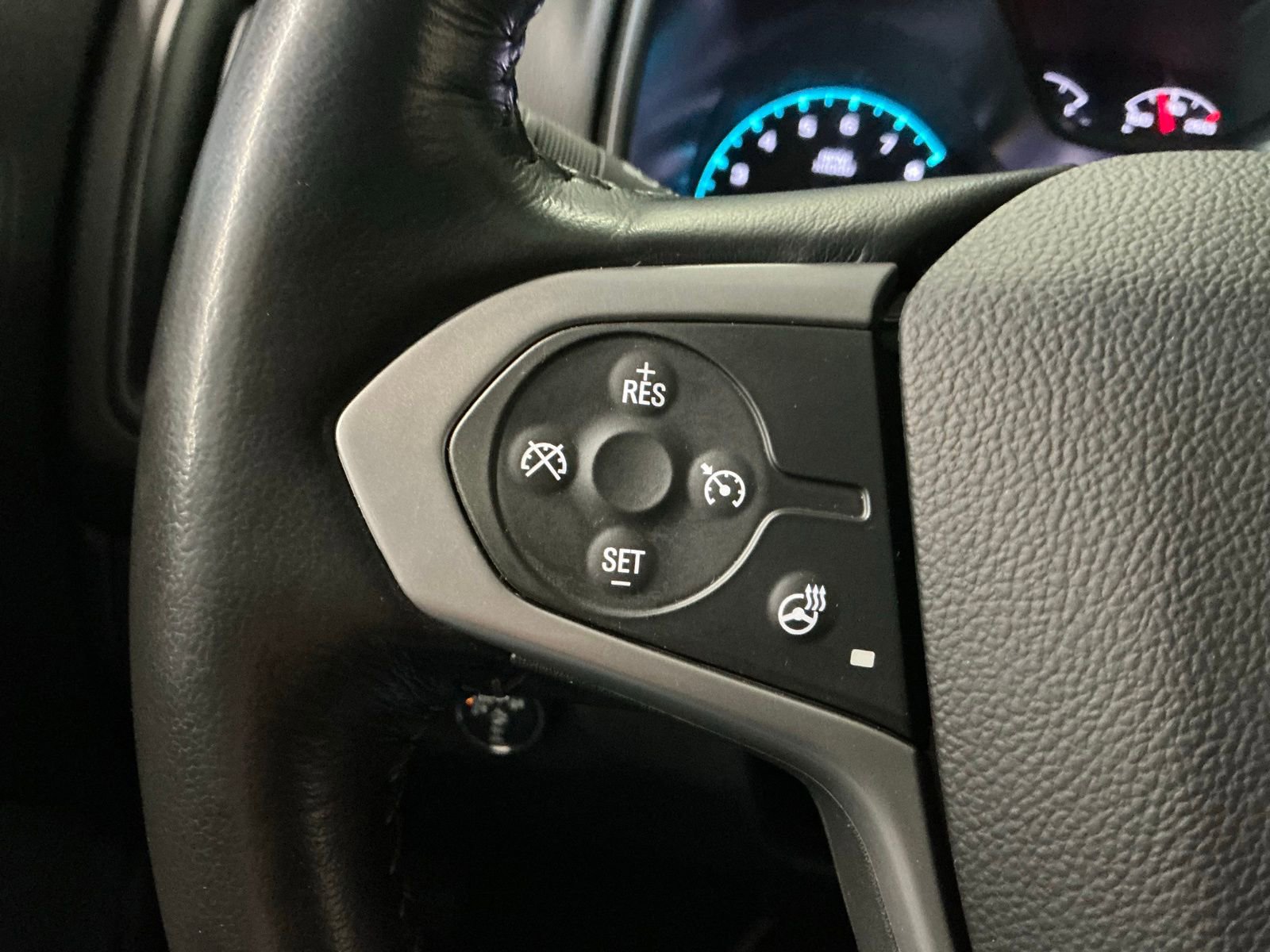 Used 2019 Chevrolet Colorado ZR2 image 20