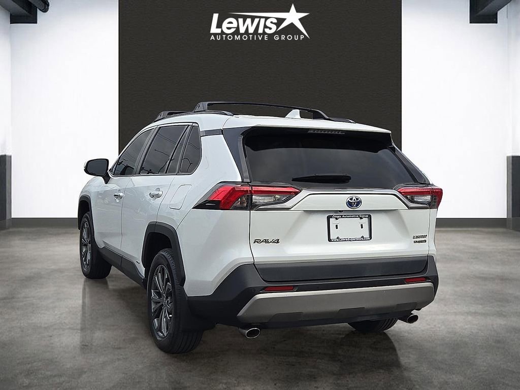Used 2023 Toyota RAV4 Limited AWD/4WD image 3
