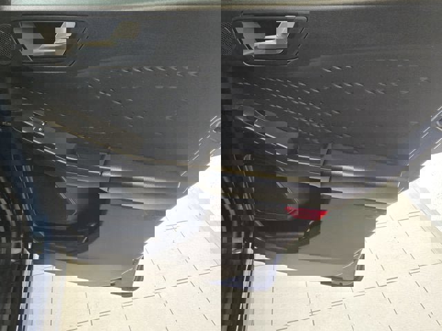 Used 2020 Ford Escape Titanium w/ Titanium Premium Package 2.0 image 6