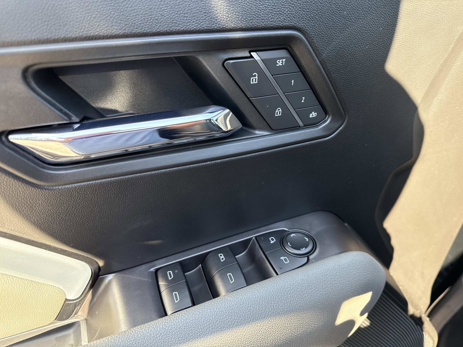 New 2026 Chevrolet Colorado ZR2 w/ Technology Package image 18