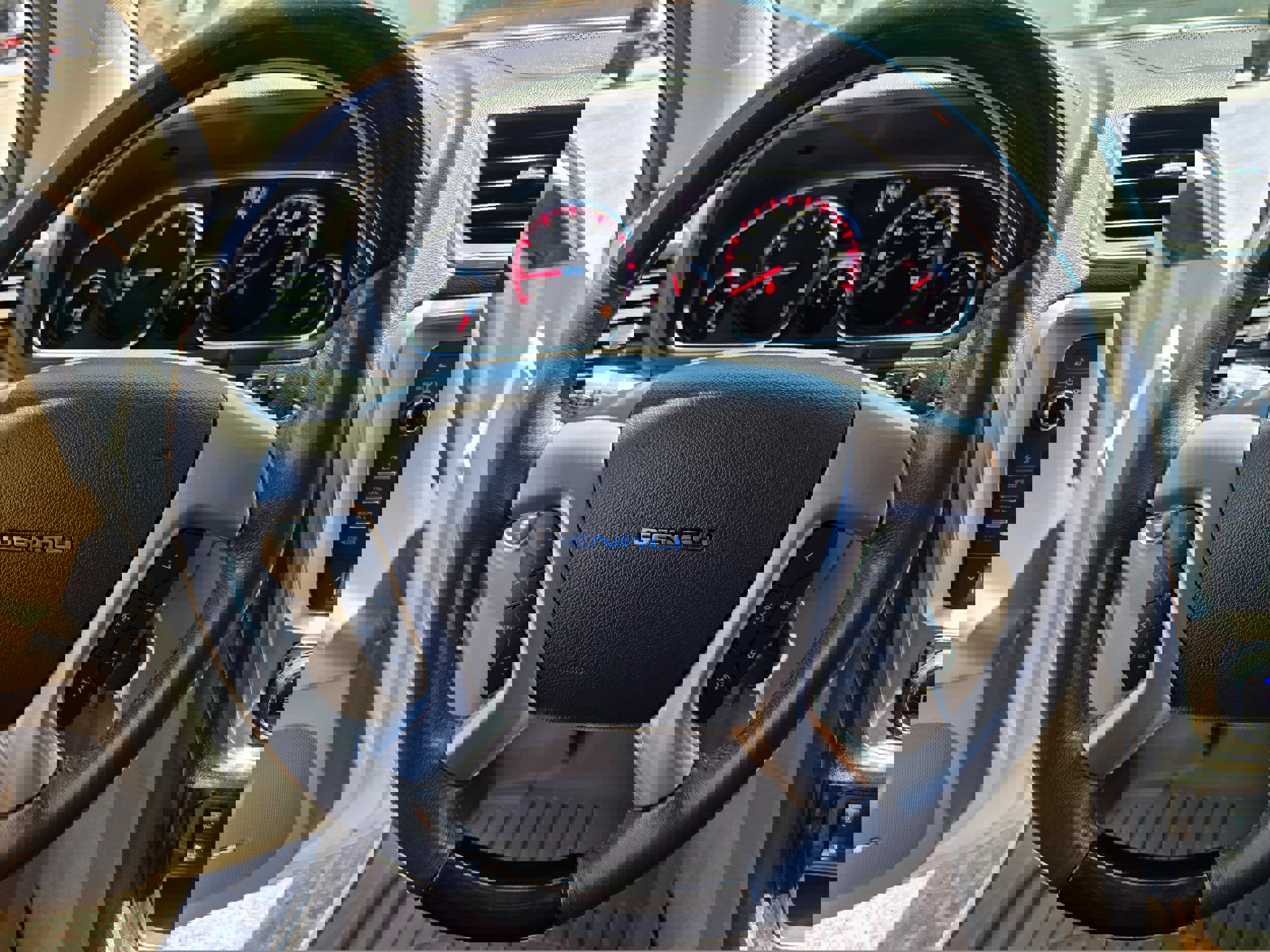 Used 2015 GMC Acadia Denali image 10