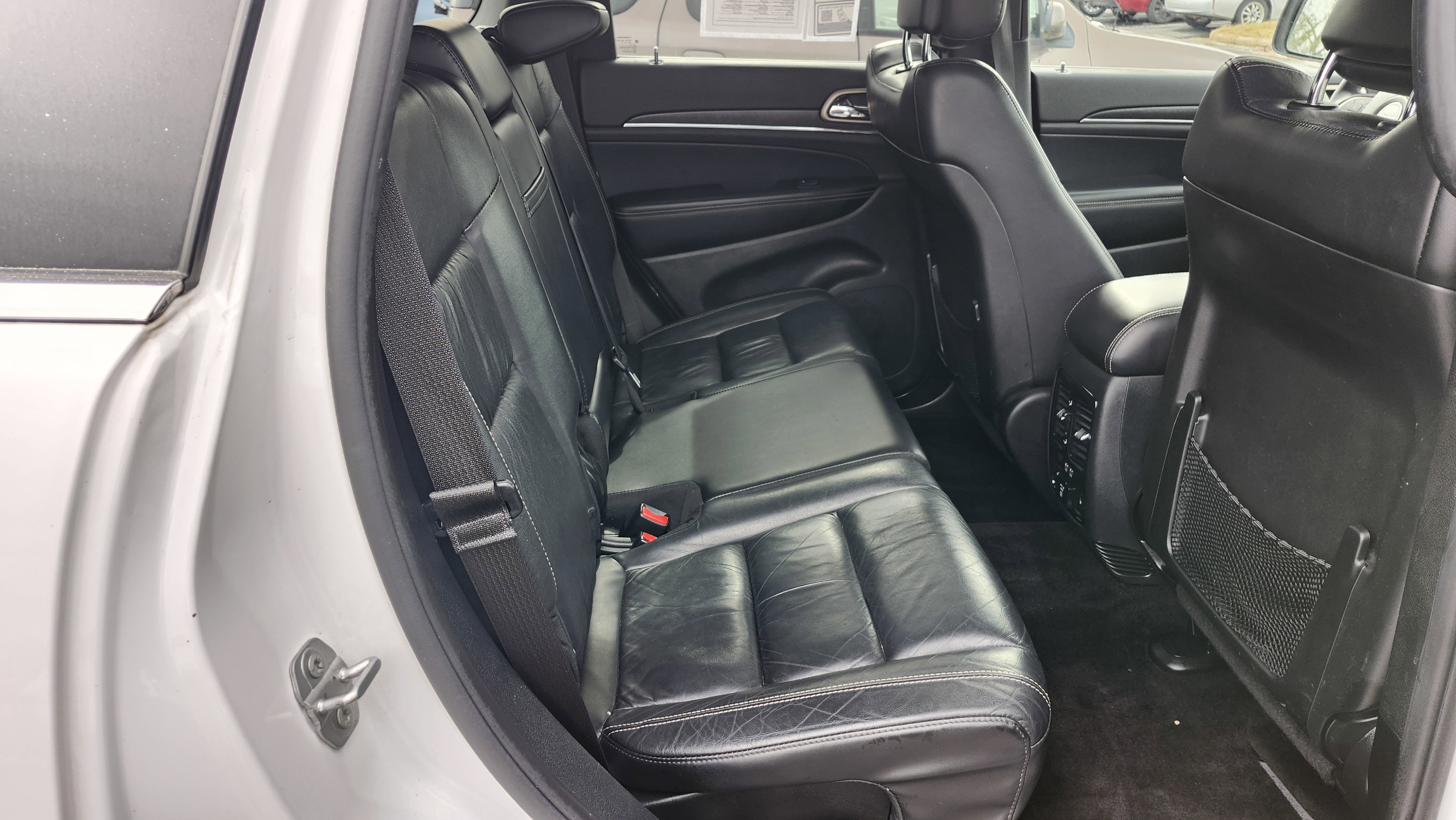 Used 2016 Jeep Grand Cherokee Limited image 21