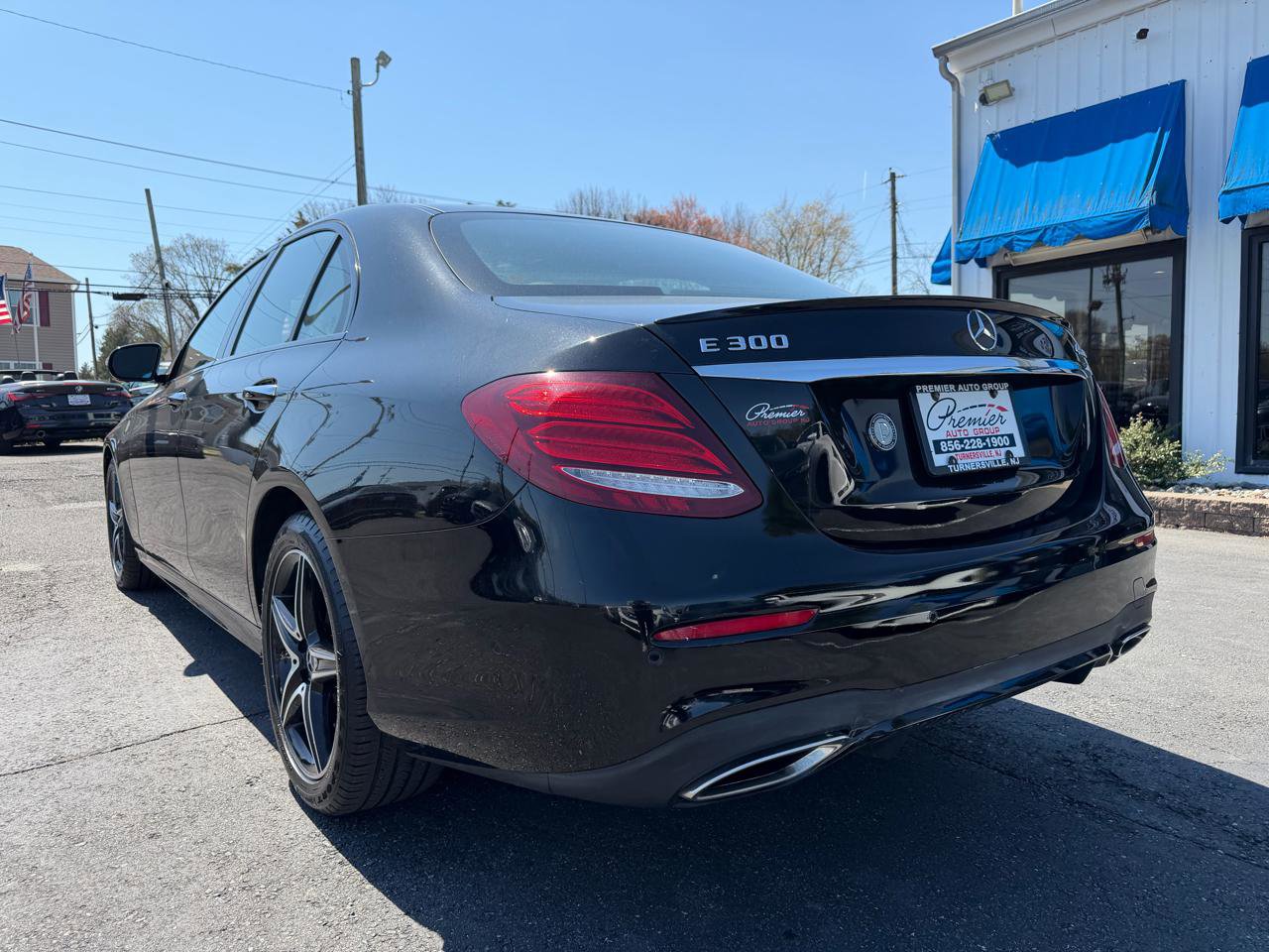 Used 2019 Mercedes-Benz E 300 4MATIC image 7