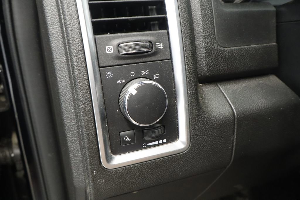 Certified 2021 RAM 1500 Classic Warlock AWD/4WD image 26