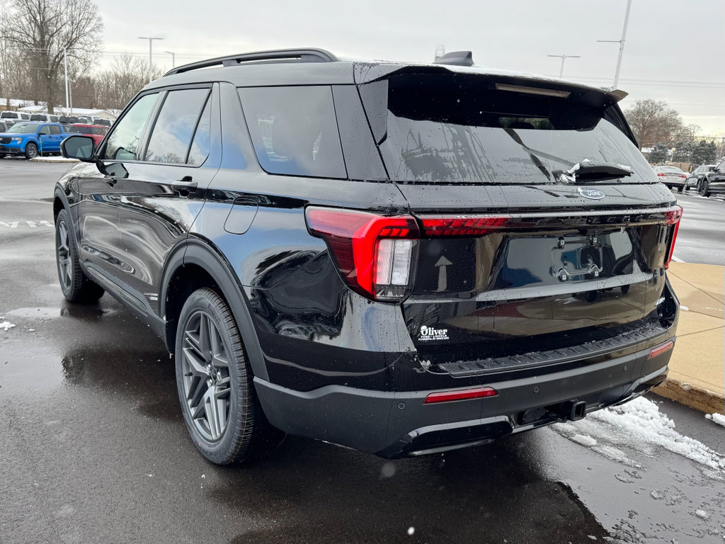 New 2026 Ford Explorer ST-Line w/ ST-Line Street Pack image 7