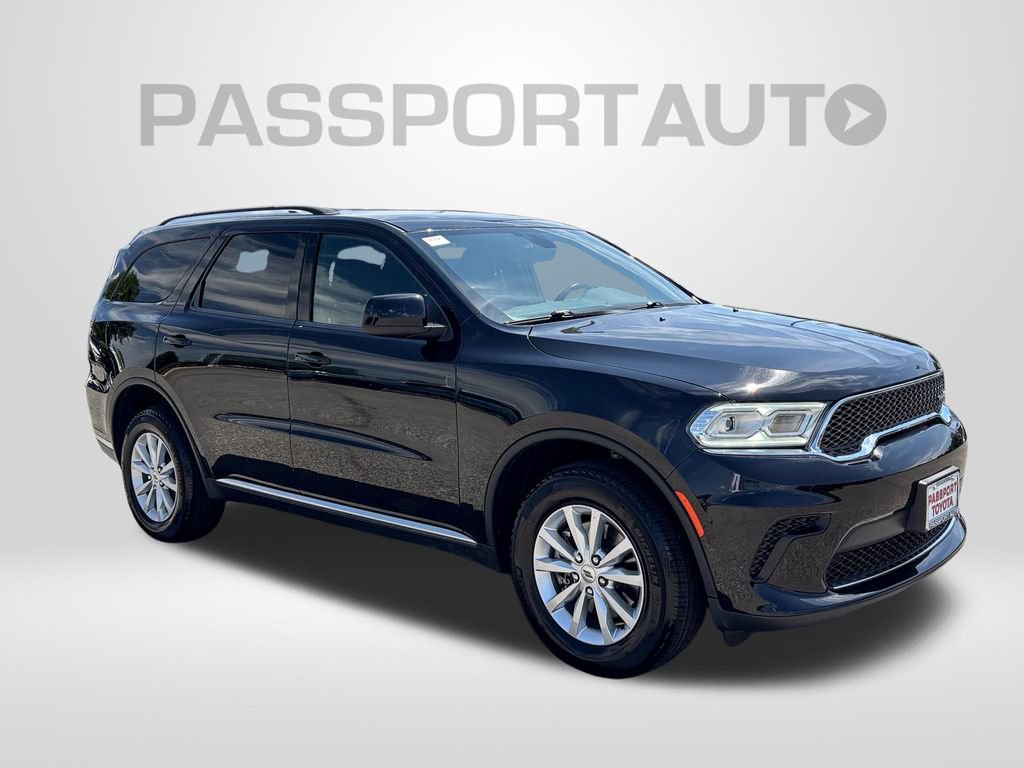 Used 2024 Dodge Durango SXT w/ 3rd Row Seating Group AWD/4WD image 12