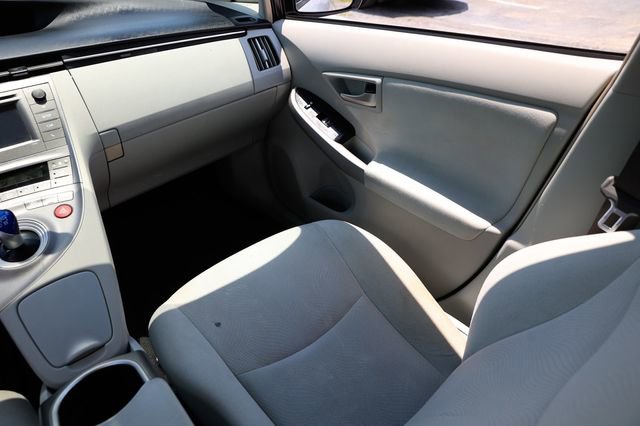 Used 2015 Toyota Prius Four image 24