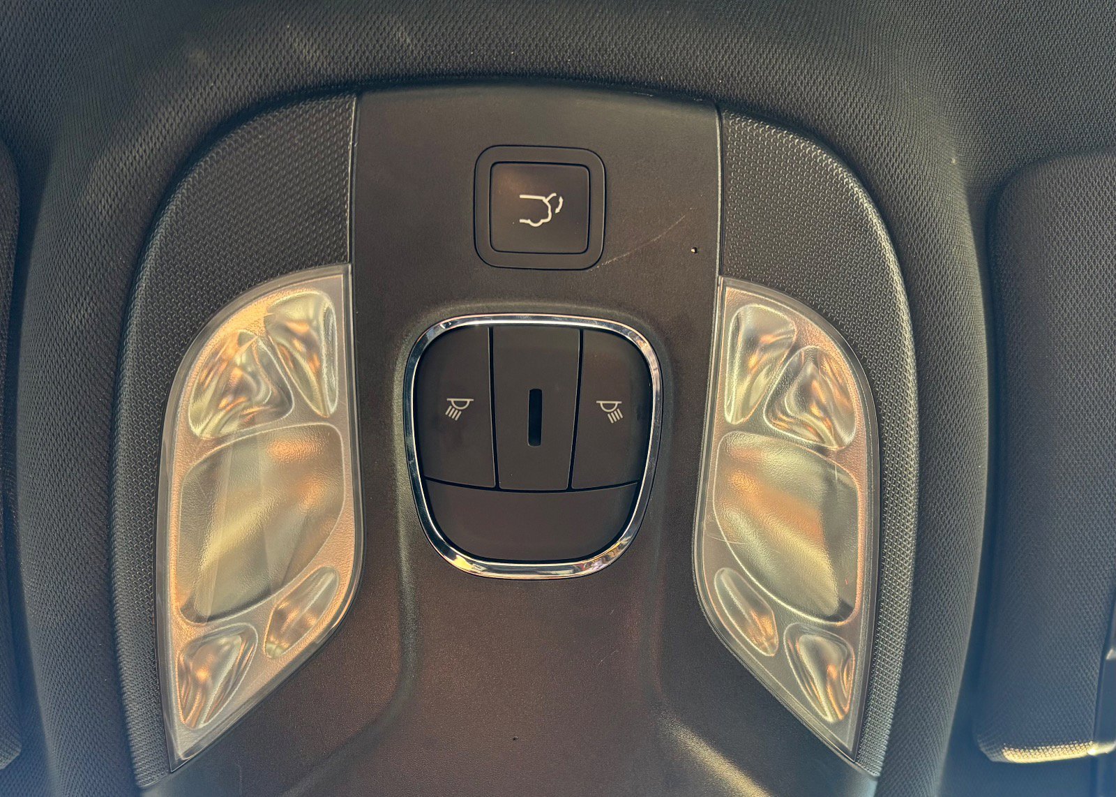 Used 2023 Jeep Compass Altitude w/ Convenience Group image 60