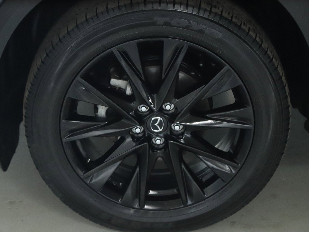 Certified 2023 MAZDA CX-5 Carbon Edition image 37