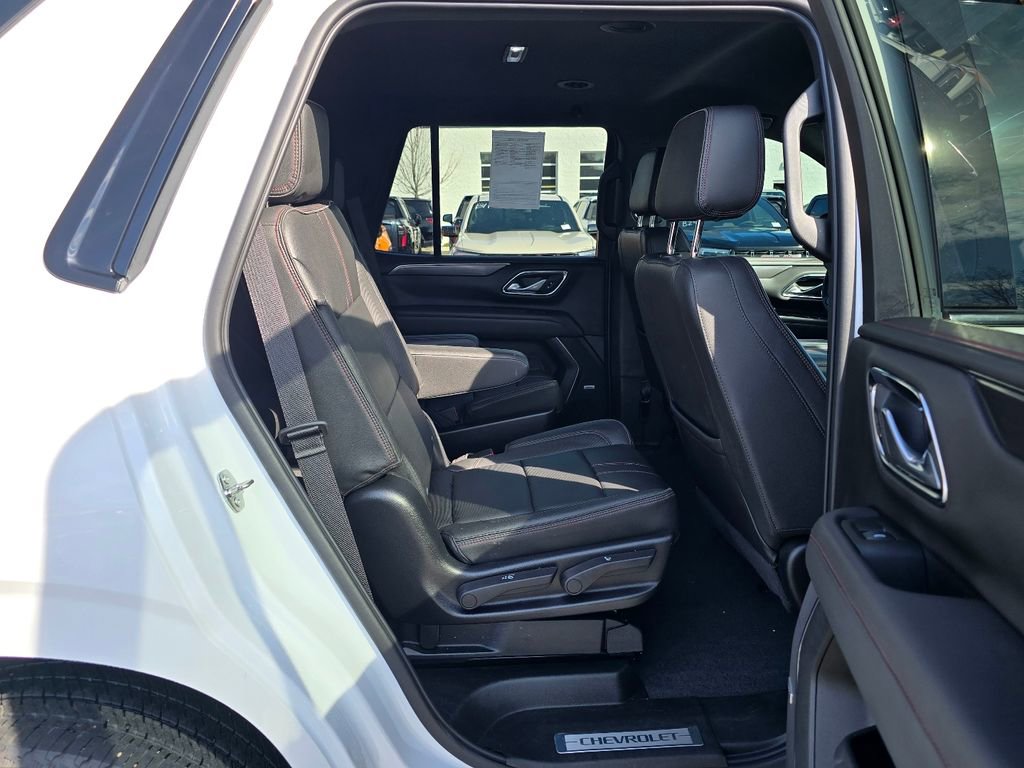 Used 2022 Chevrolet Tahoe RST w/ Luxury Package image 35