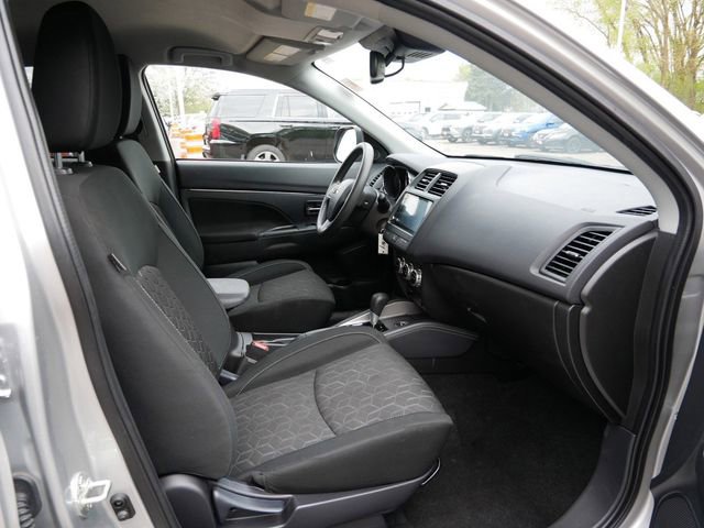 Used 2024 Mitsubishi Outlander Sport ES AWD/4WD image 8