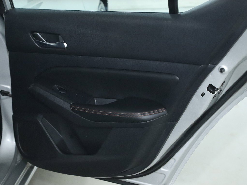 Used 2020 Nissan Altima 2.5 SR image 31