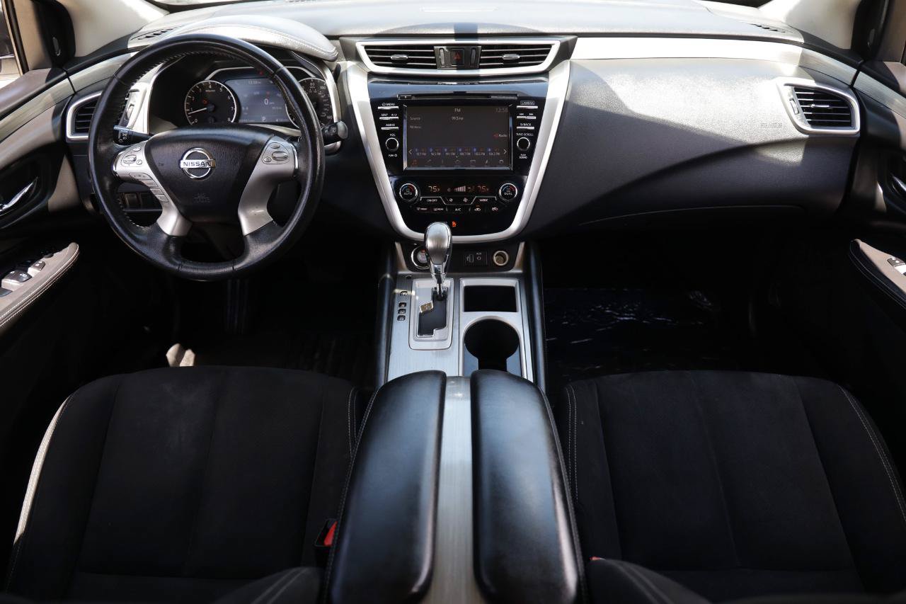Used 2018 Nissan Murano SV AWD/4WD image 2